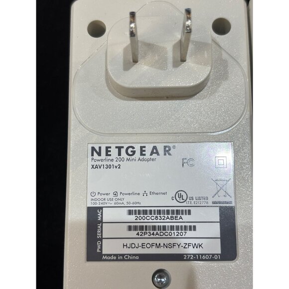 Netgear Powerline 200 Mini Adapter XAV1301v2 Plug-In Ethernet Extender For Home - Picture 3 of 5